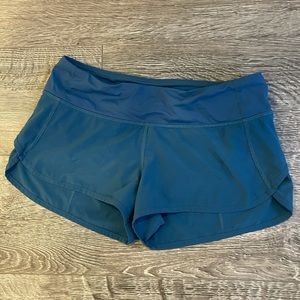 Lululemon Speed-Up Low Rise Short 2.5”